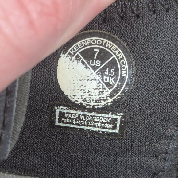 keen Sandals Size 7 - Picture 3 of 3
